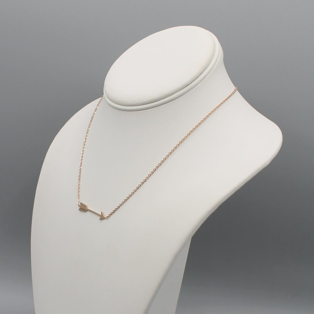 Arrow love bar necklace rose gold tone - Picture 6 of 6